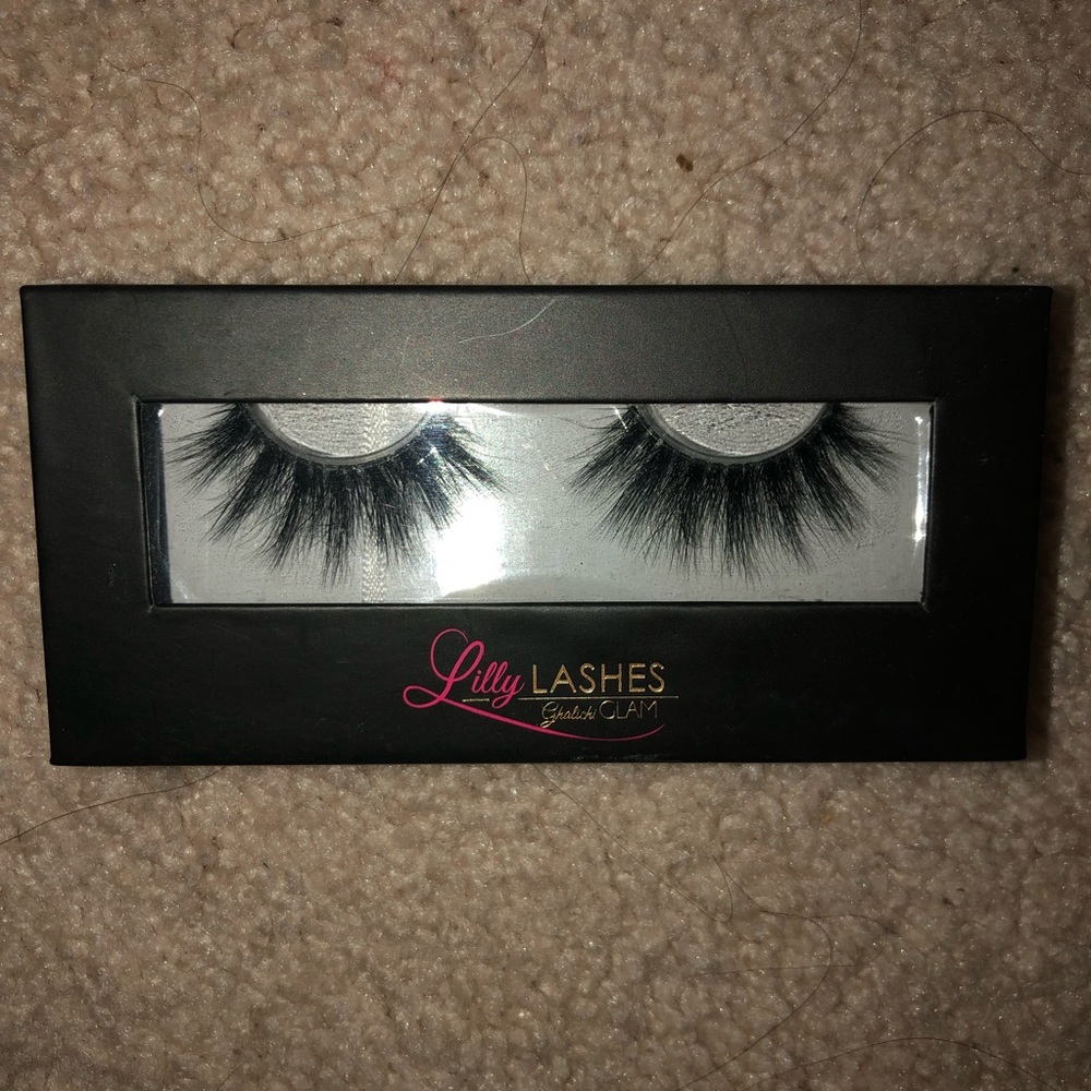 Lyla Band-Less Lily Lashes